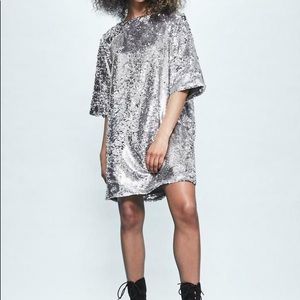 Missguided x Londunn sequin T-shirt dress